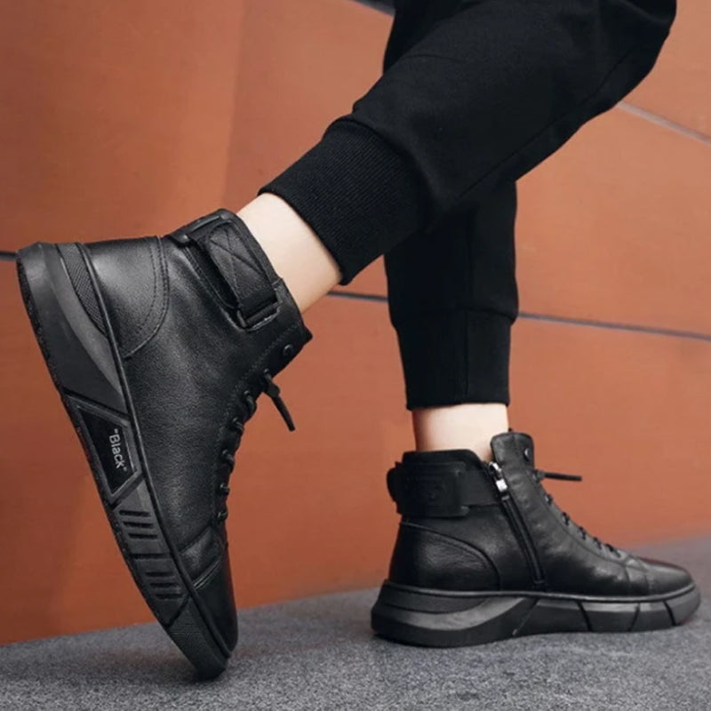 Black Boots™ |  Bottes noires en cuir chaud