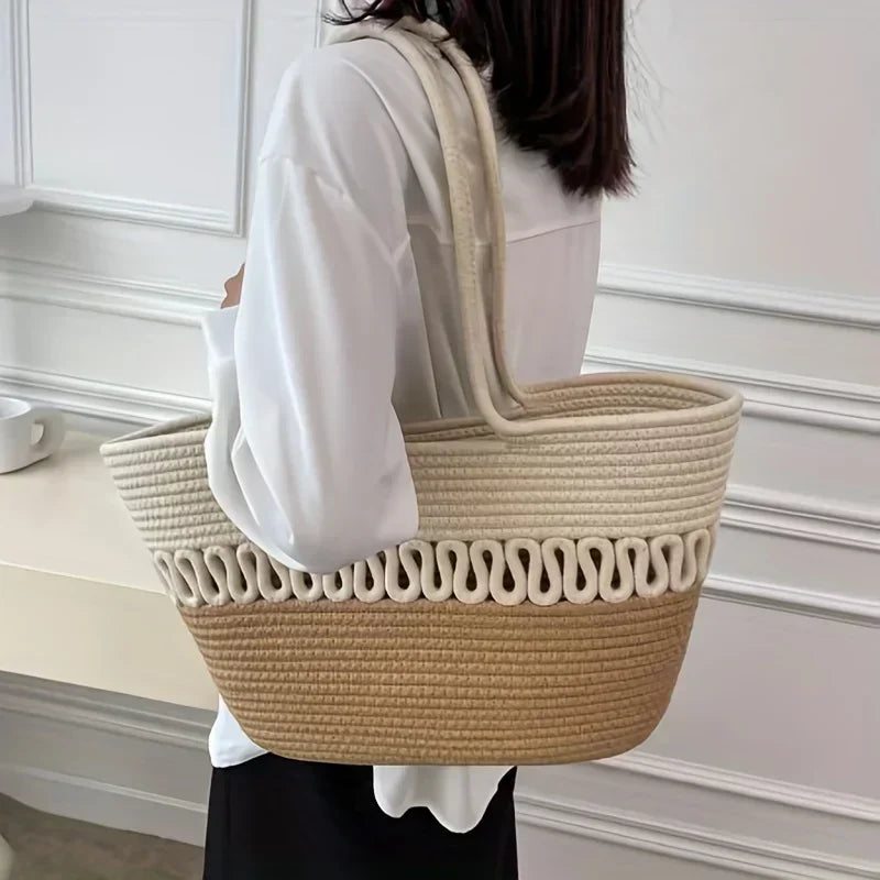 Exclusivité estivale : Grand sac en paille fait main